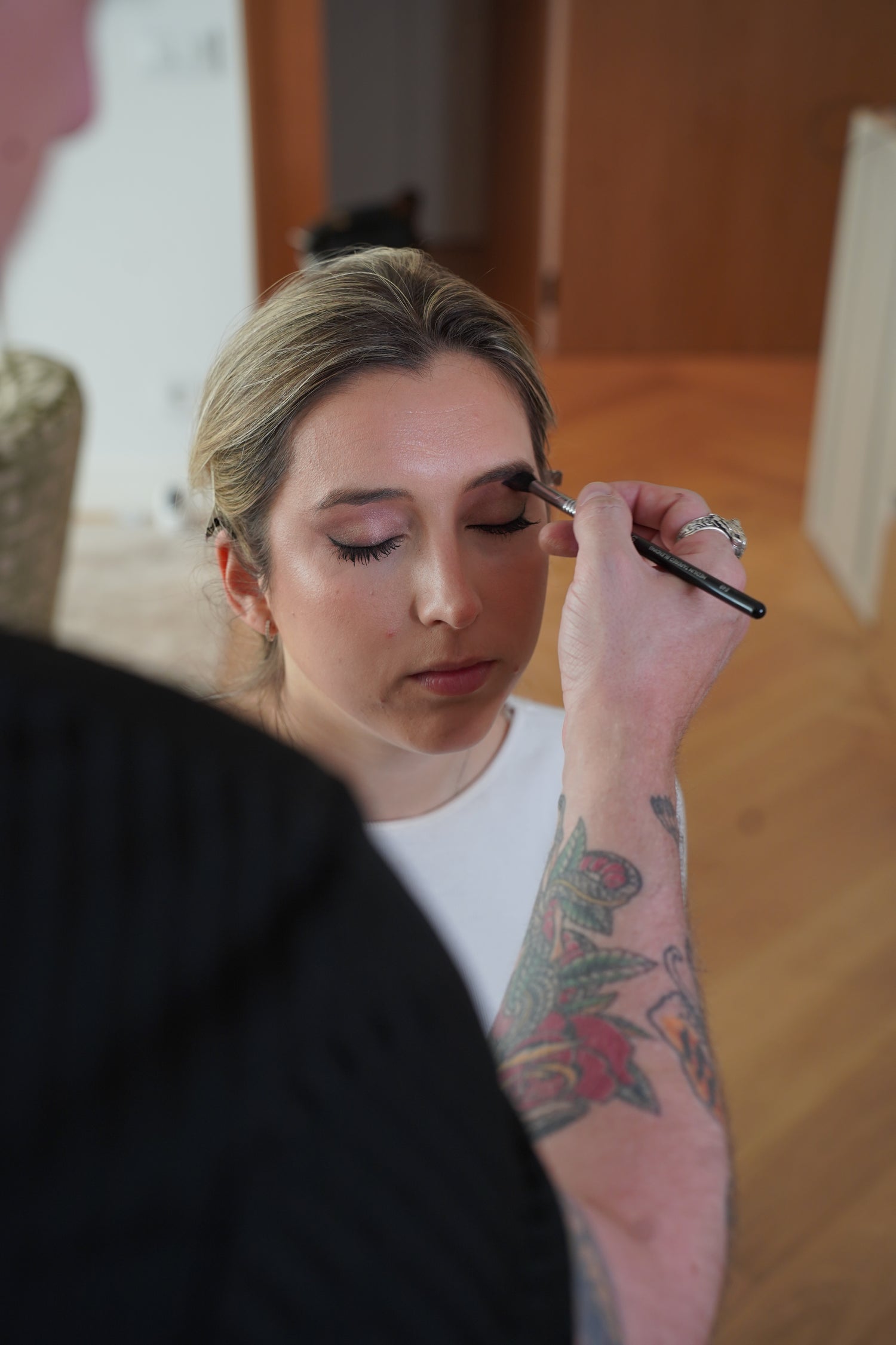 Glam Experience: Peinado y Maquillaje a domicilio en Madrid
