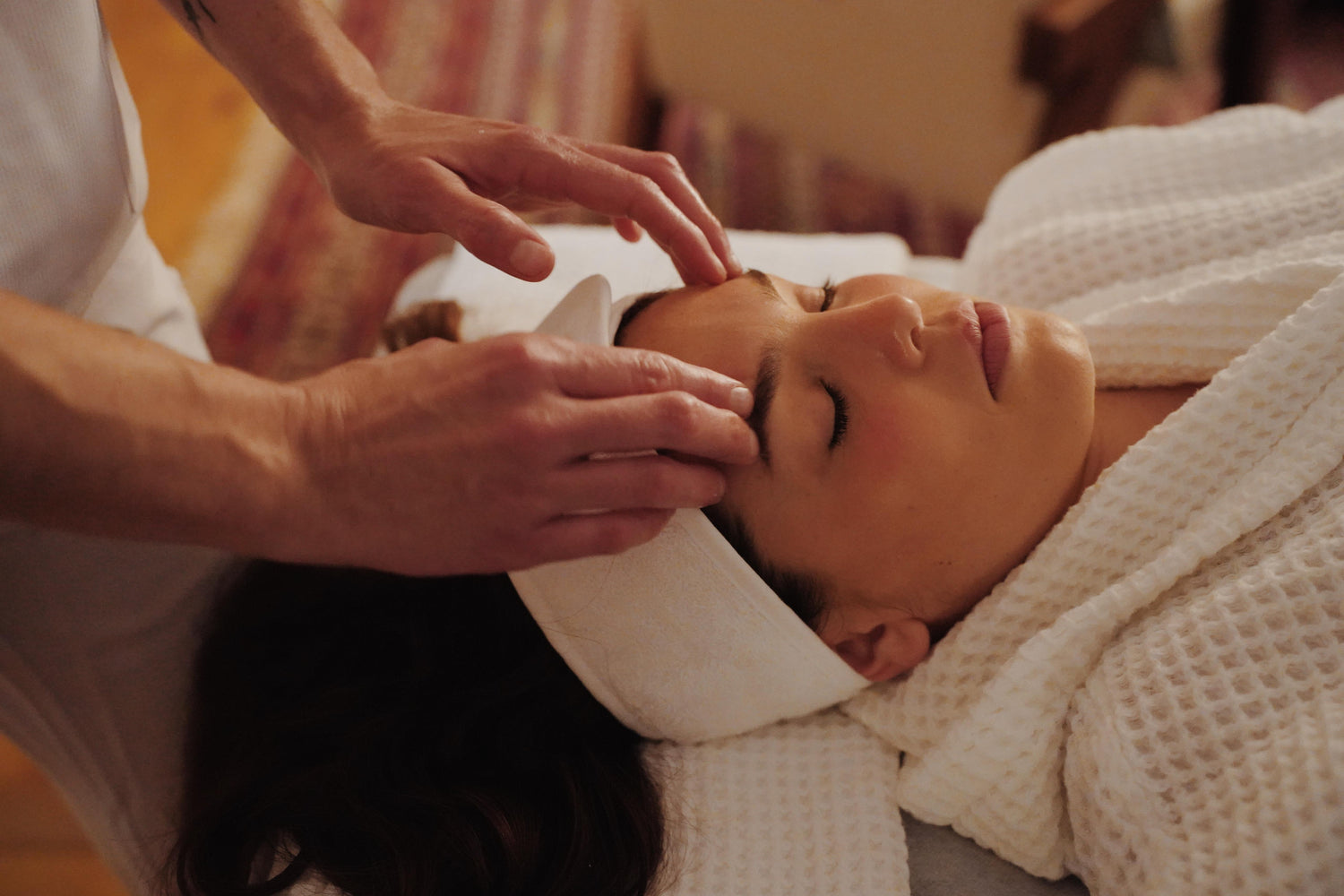 Masaje Terapéutico Personalizado a Domicilio en Madrid