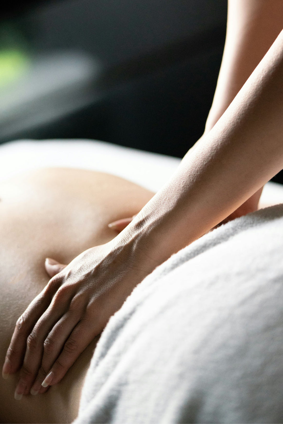 Masaje Relajante y Descontracturante a Domicilio en Madrid